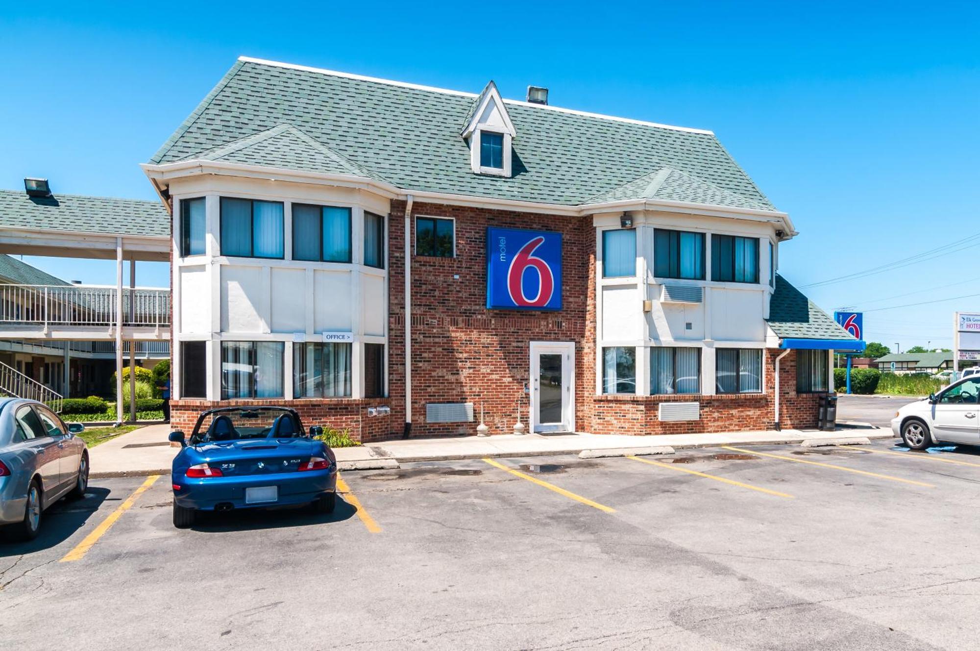Motel 6 Chicago - Elk Grove Elk Grove Village Eksteriør bilde